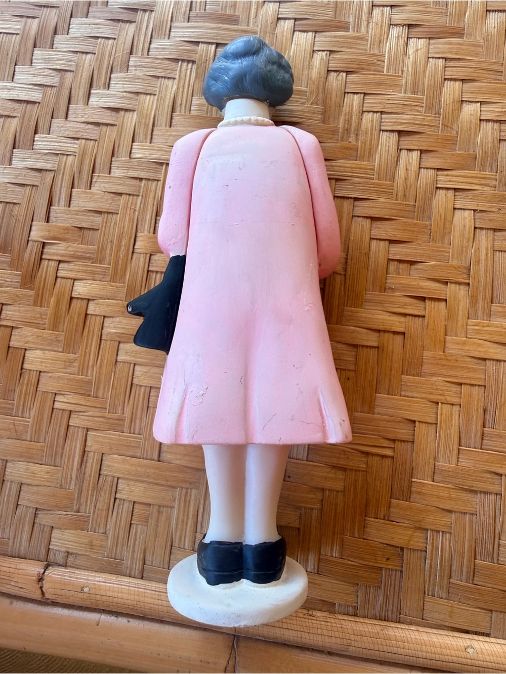 Kikkerland Solar Queen and Corgi Set — Pink Dress with Tan Corgi - Picture 7 of 10